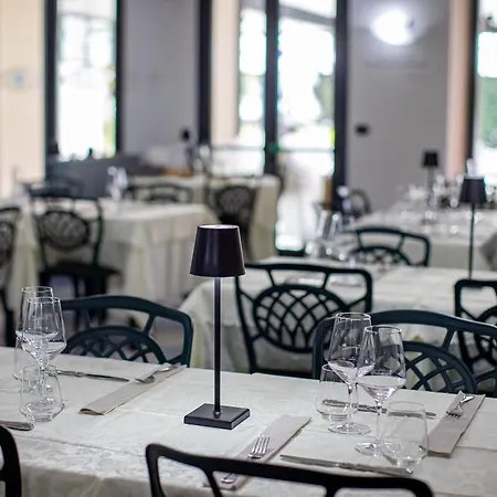 Novara Hotel 3*