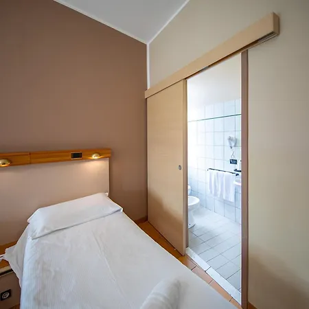 Novara 3*